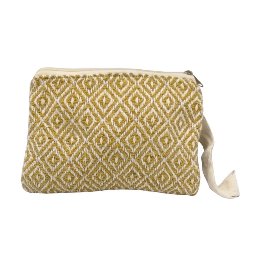NECESSAIRE AMARELO 20X15CM NECESSAIRE AMARELO 20X15CM